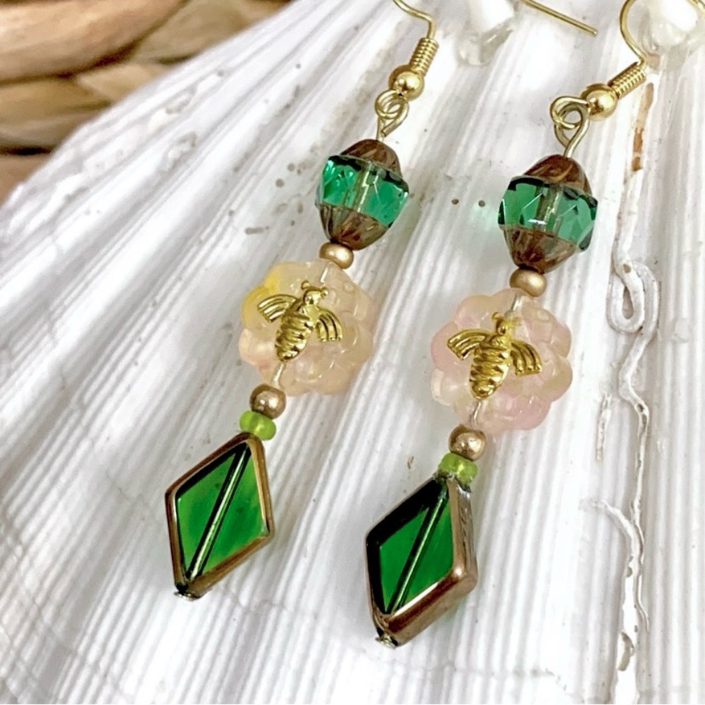 Czech Glass Victorian Bee Beaded Earrings - Picture 2 of 6